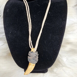Wrapped horn‎ necklace